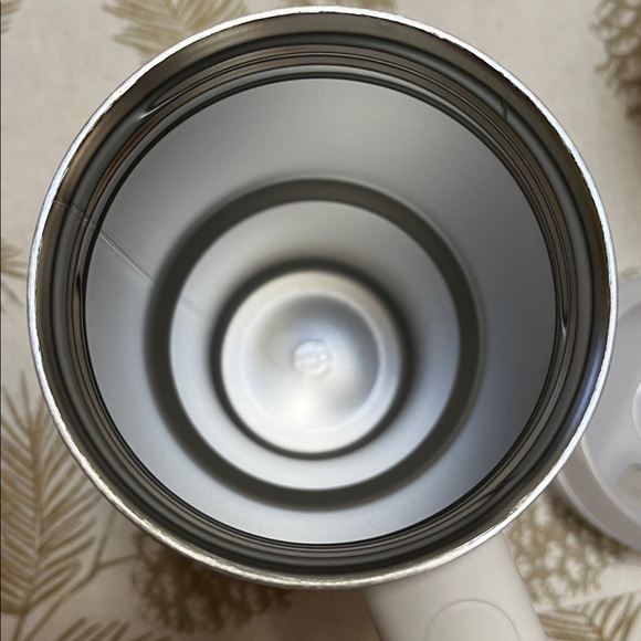 Stanley Cream and White Mugs with handles - Picture 14 of 15